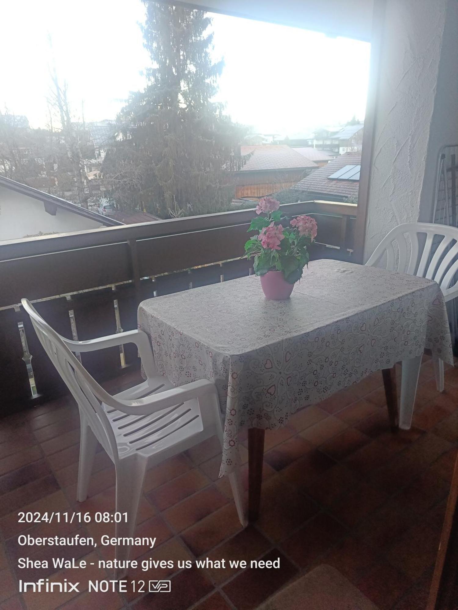 Allgaeu Vibes - Fusslaeufige Erreichbarkeit Vom Bahnhof, Mit Aussicht, Wettergeschuetzter Balkon Oberstaufen Exterior foto